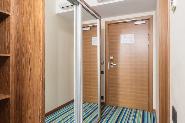 Room 26 of 75