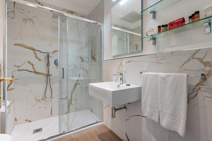 Bathroom Interior Photo