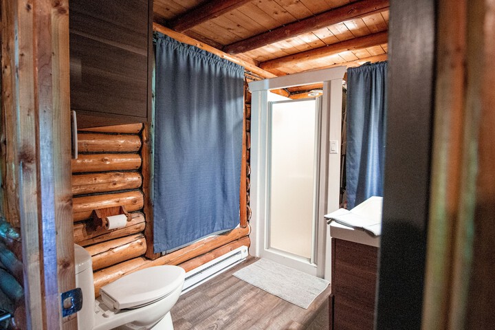 Room 14 of 18