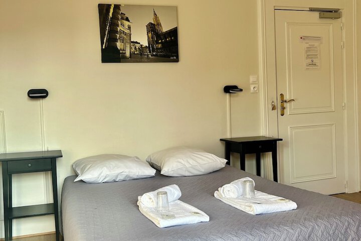 Room 38 of 60