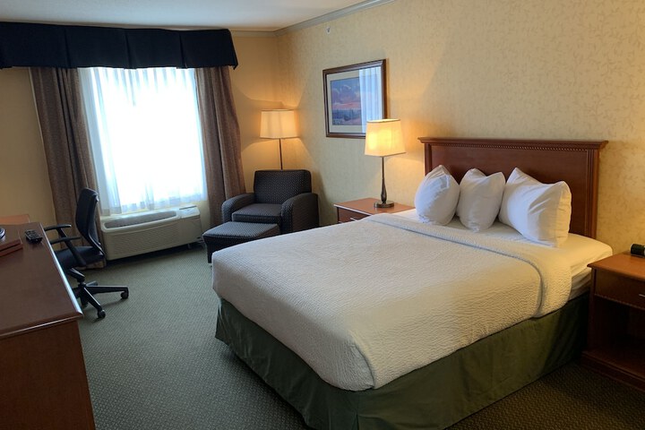Room 19 of 74