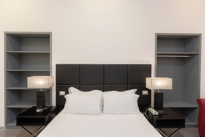 Room 95 of 222