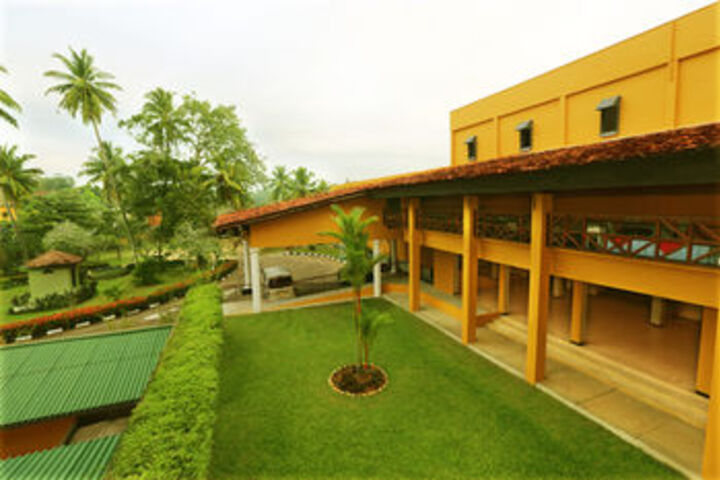 Hotel 18 of 24