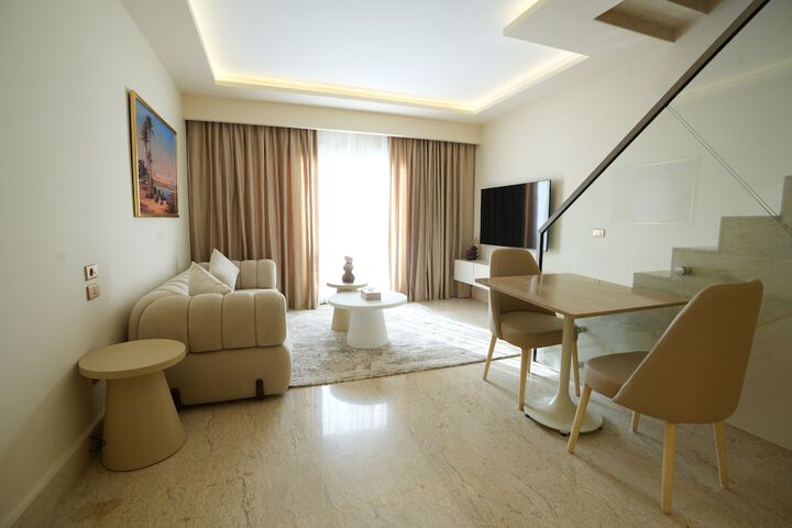Room 46 of 93
