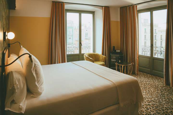 Room 17 of 54
