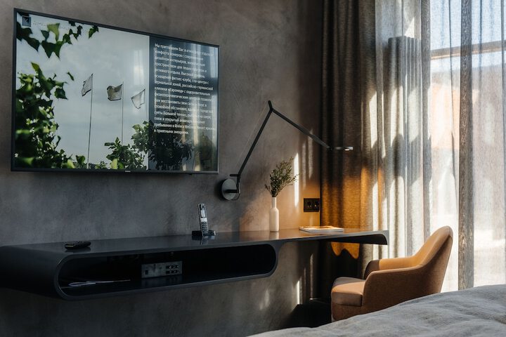 Room 12 of 115