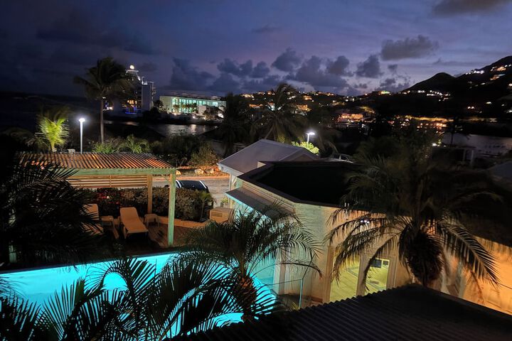 Hotel 194 of 196