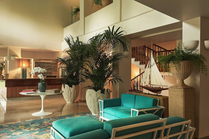 Guest Lobby