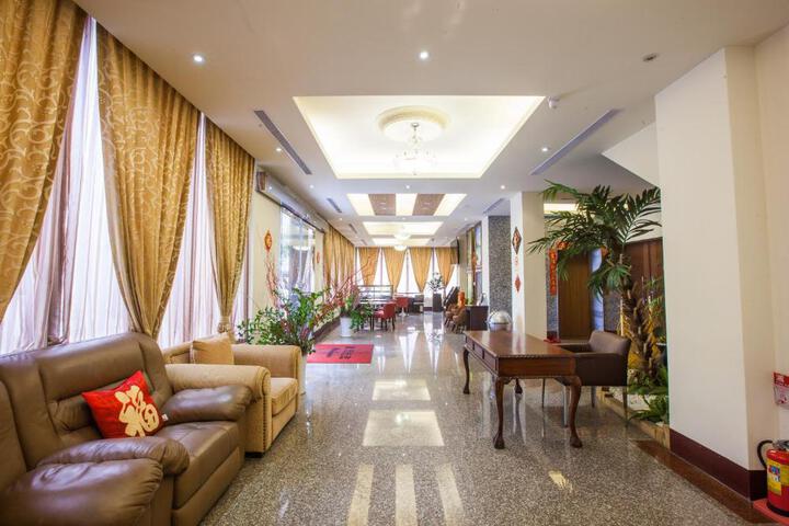 Hotel Interior 4 of 23