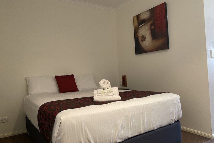 Room 5 of 31