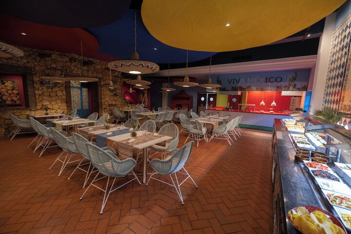 Dining 89 of 131