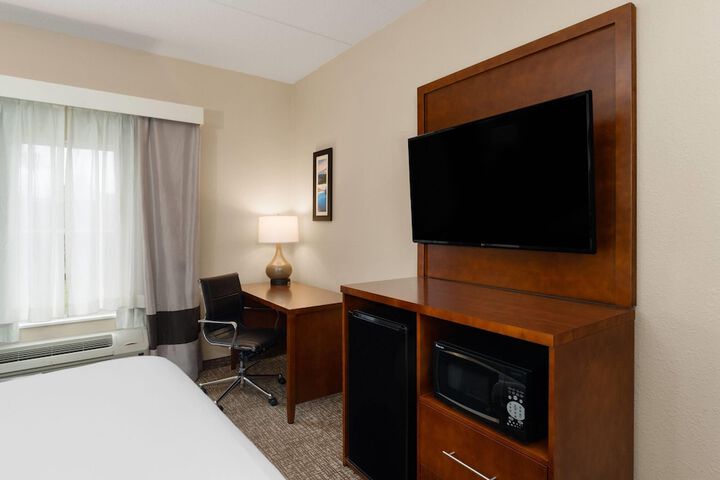 Room 30 of 63