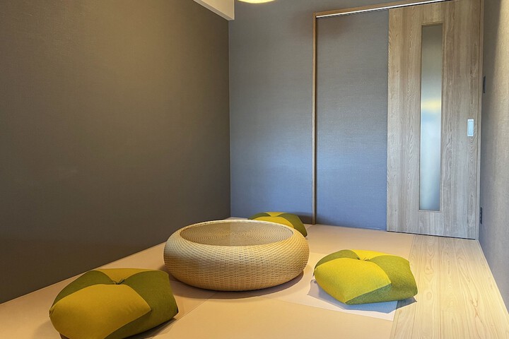 Room 53 of 74