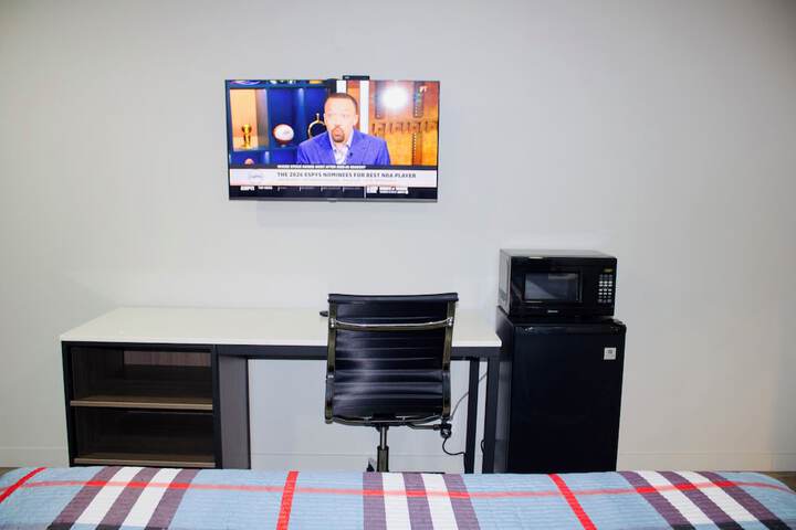 Room 21 of 25