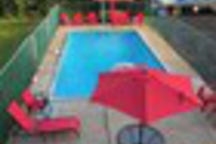 Pool 119 of 165
