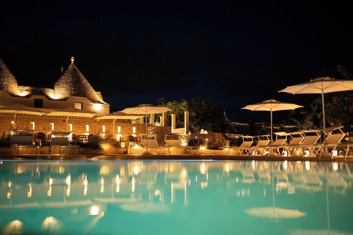 Pool 41 of 52