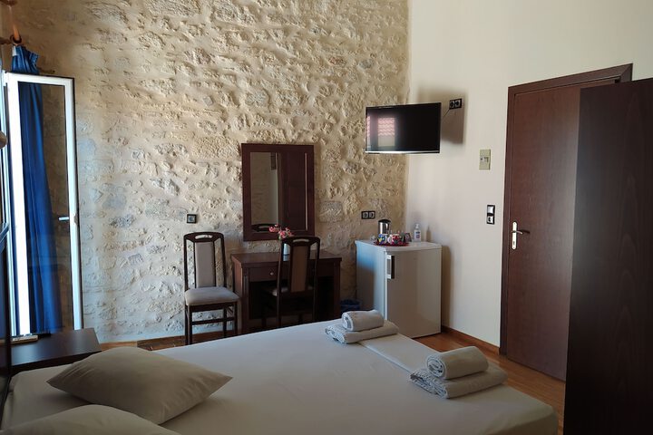 Room 38 of 70