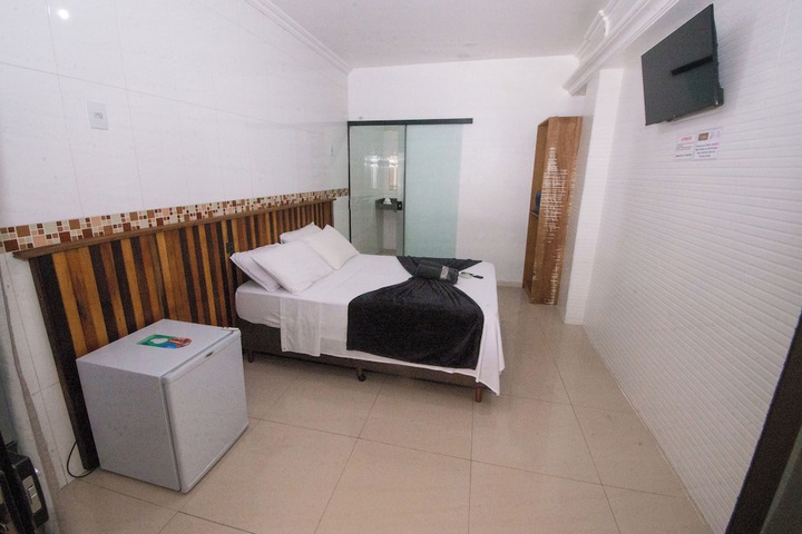 Room 3 of 36