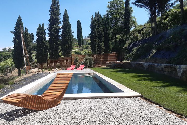 Pool 42 of 59