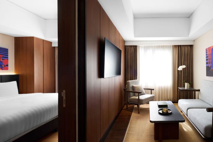 Room 21 of 49