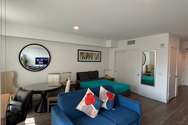Room 47 of 130