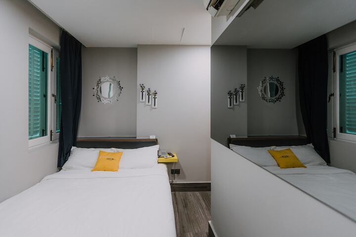 Room 30 of 88