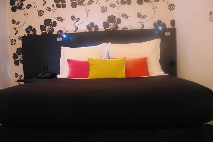 Room 7 of 51