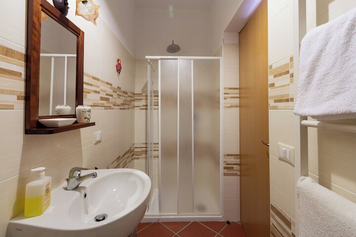 Room 14 of 21