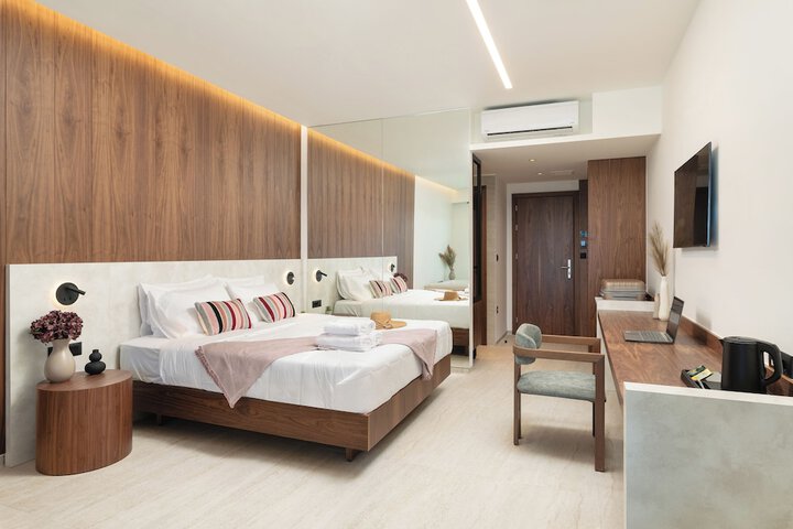 Room 4 of 88