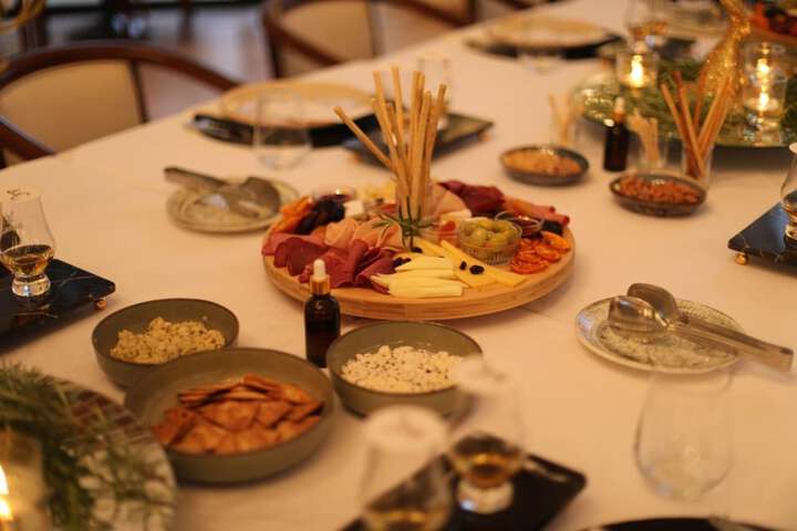 Dining 65 of 113