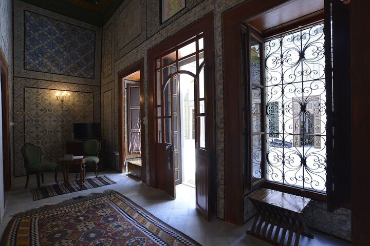 Room 12 of 42