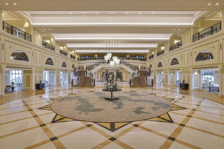 Guest Lobby