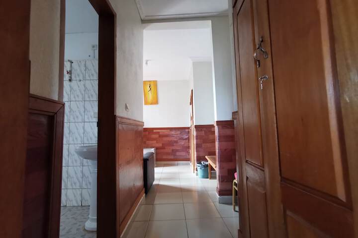 Room 15 of 37