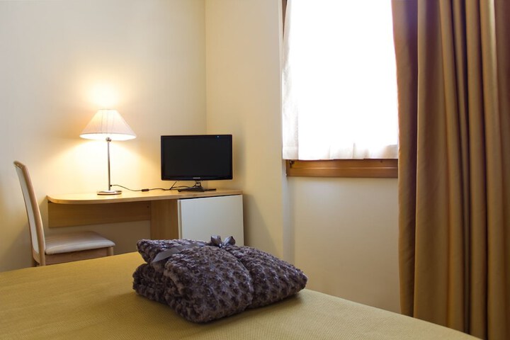 Room 13 of 31