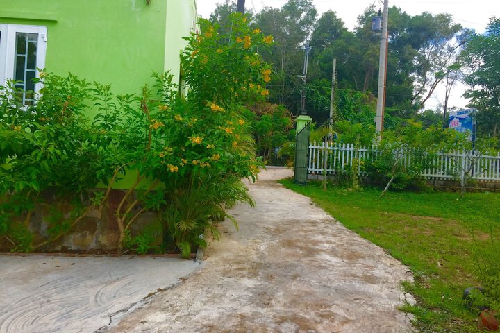 Property Grounds 23 of 37