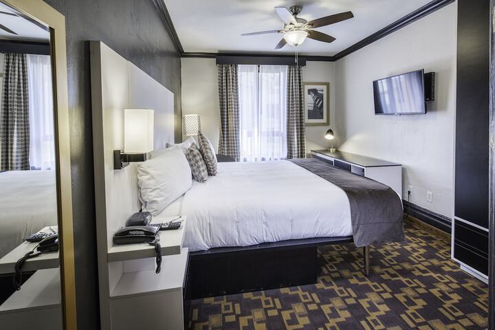 Room 15 of 42