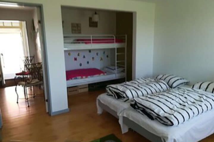 Room 52 of 62