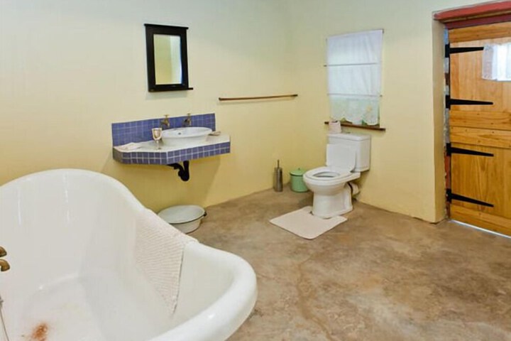 Bathroom Interior Photo
