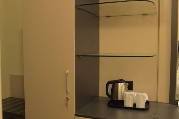 Room 68 of 114