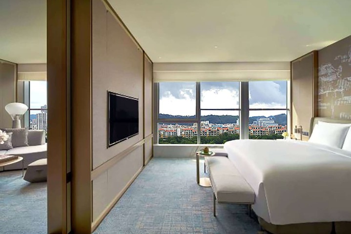 Room 15 of 26