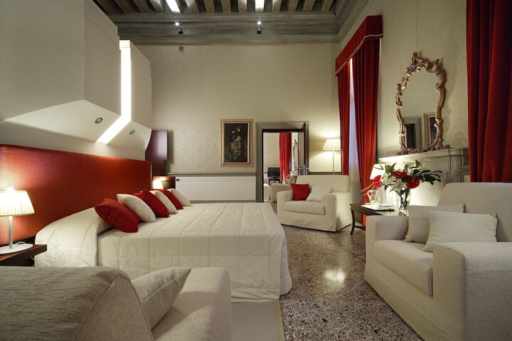 Room 41 of 290