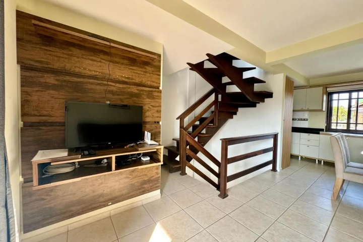 Room 6 of 21