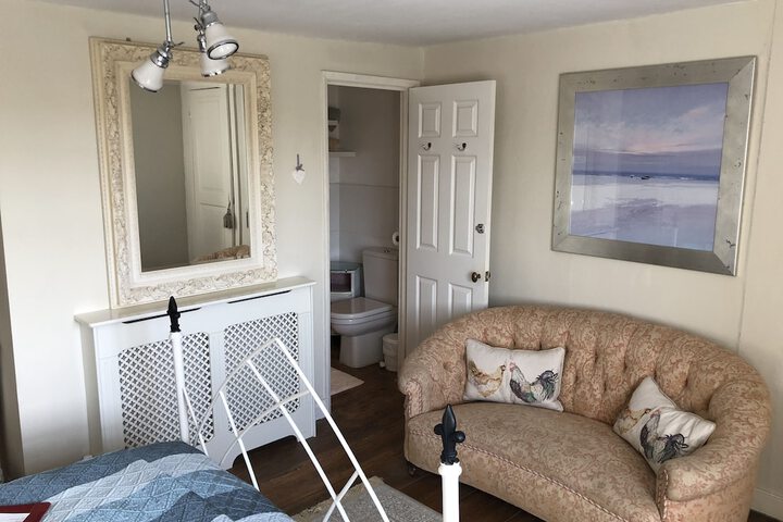 Room 11 of 21