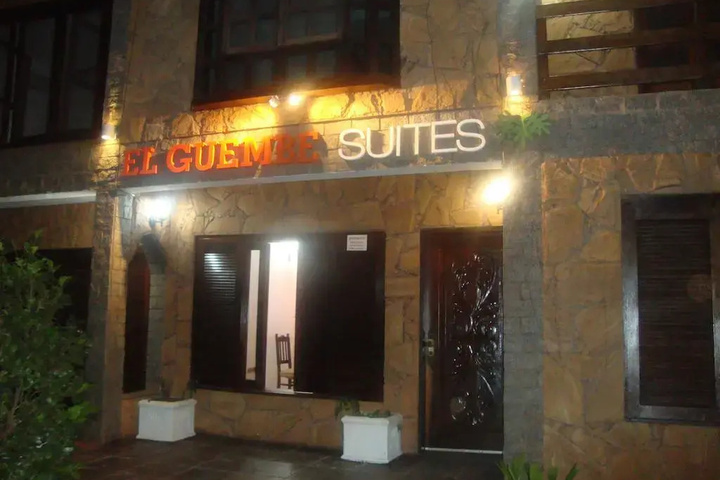 El Guembe Suites
