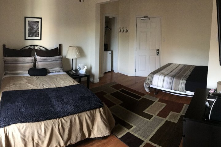 Room 8 of 45