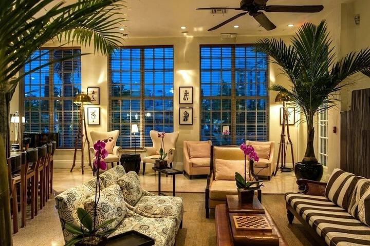 Lobby Photo