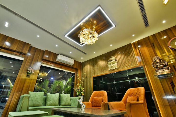 Hotel Interior 12 of 94