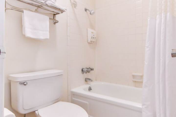Double Premium King Bed (3 of 6)