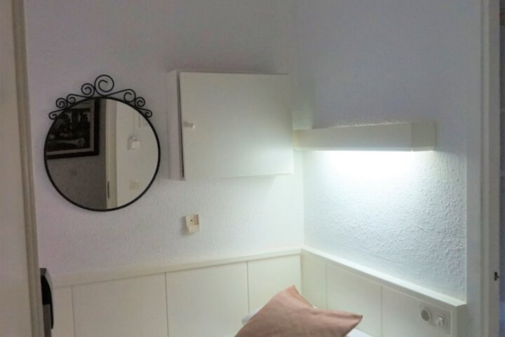 Room 18 of 39