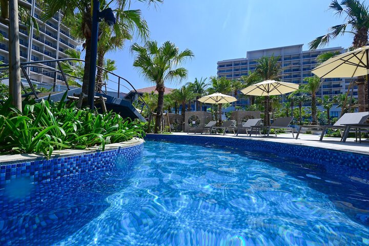 Pool 107 of 147